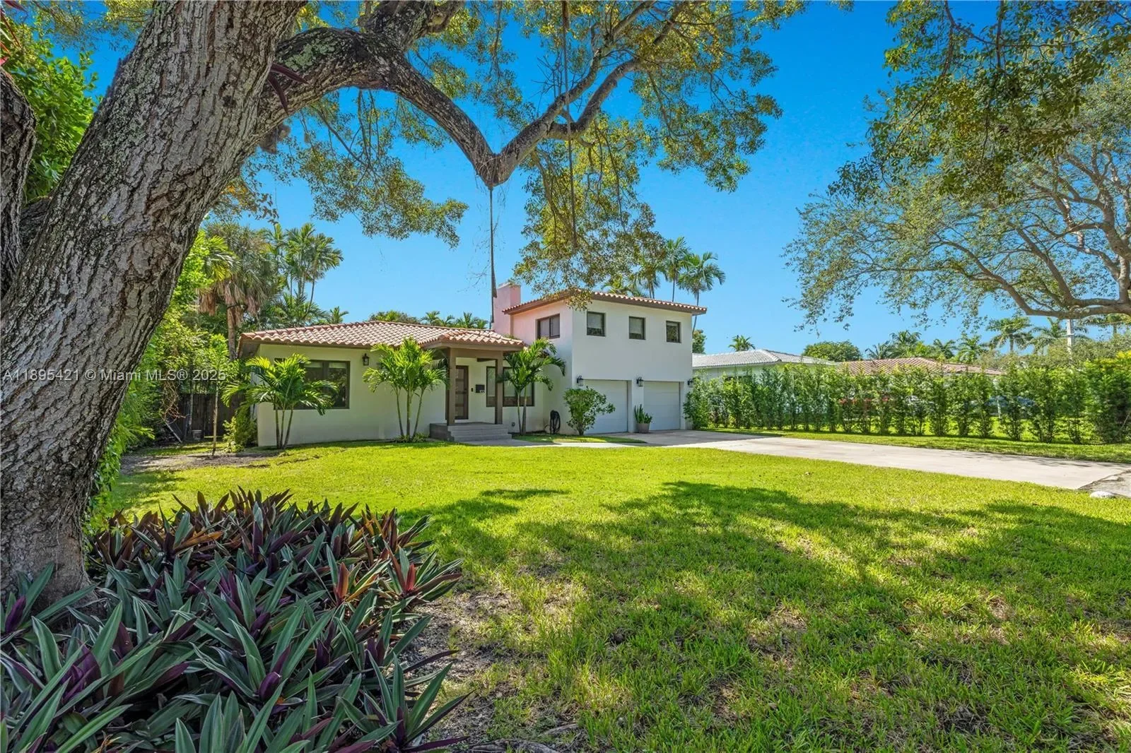 1132 NE 101ST St, Miami, Florida, United States. - Photo 5