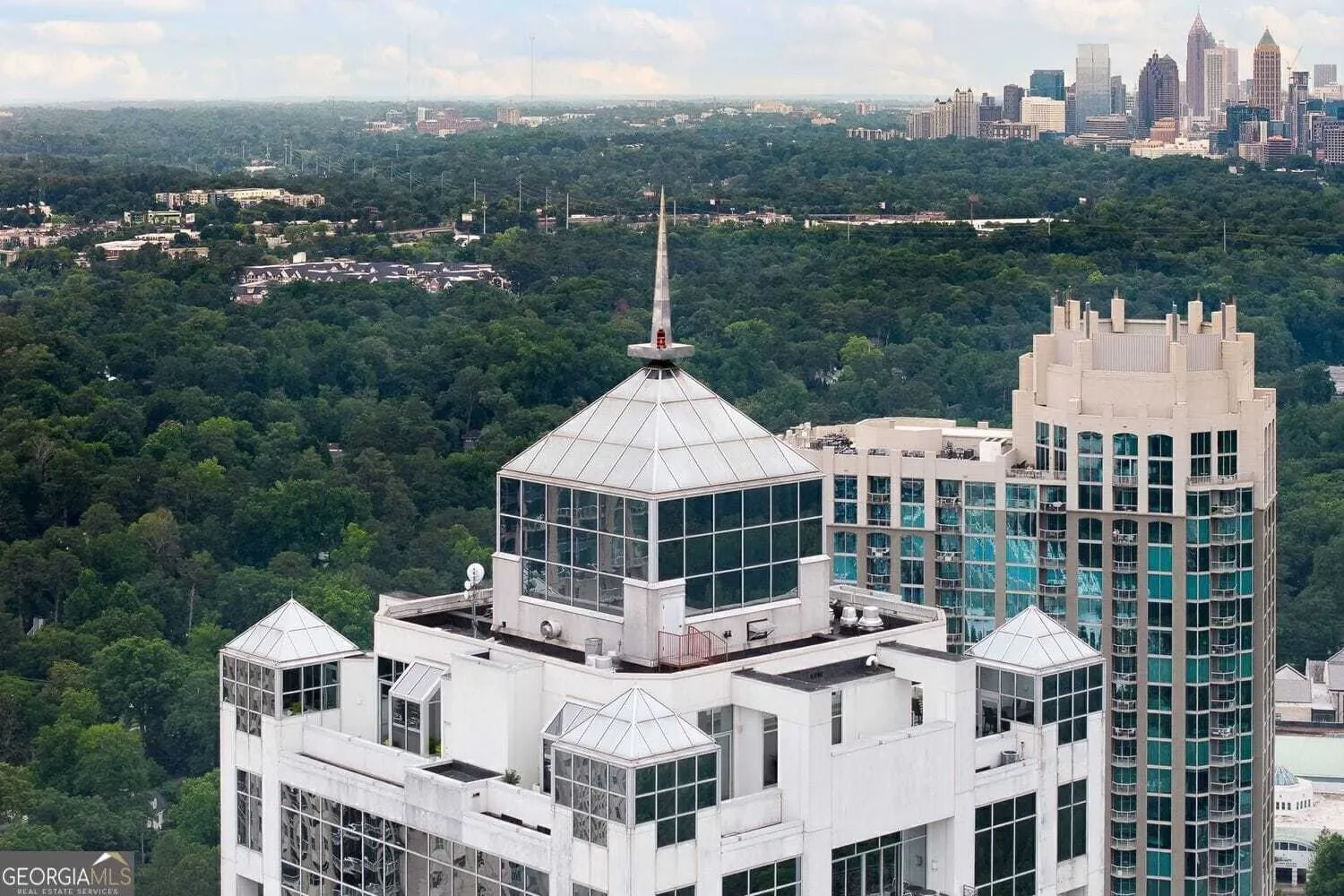 2828 Peachtree Road NW, Atlanta, Georgia, United States. - Photo 40