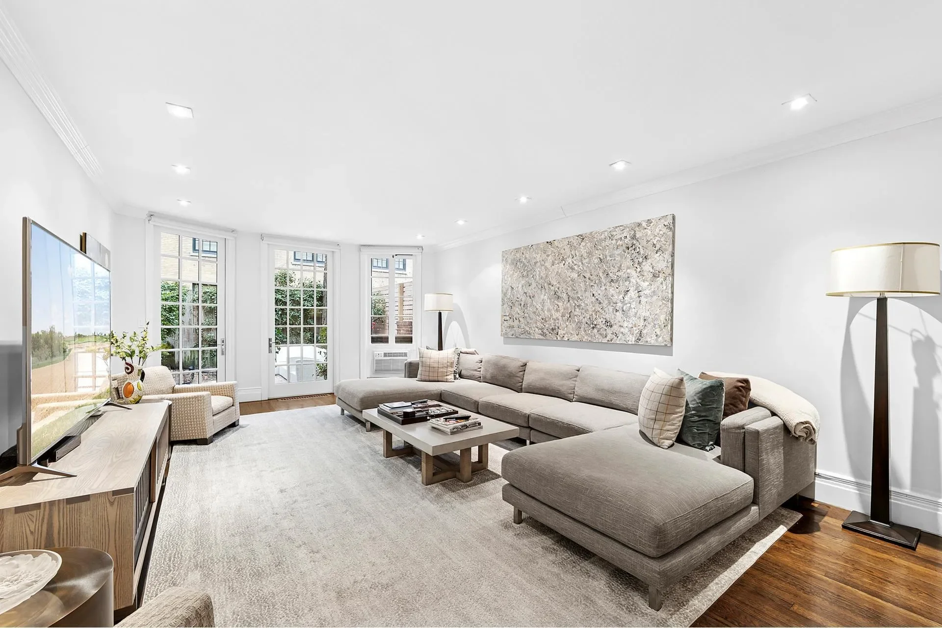 165 E 71ST ST, New York, New York, United States. - Photo 6