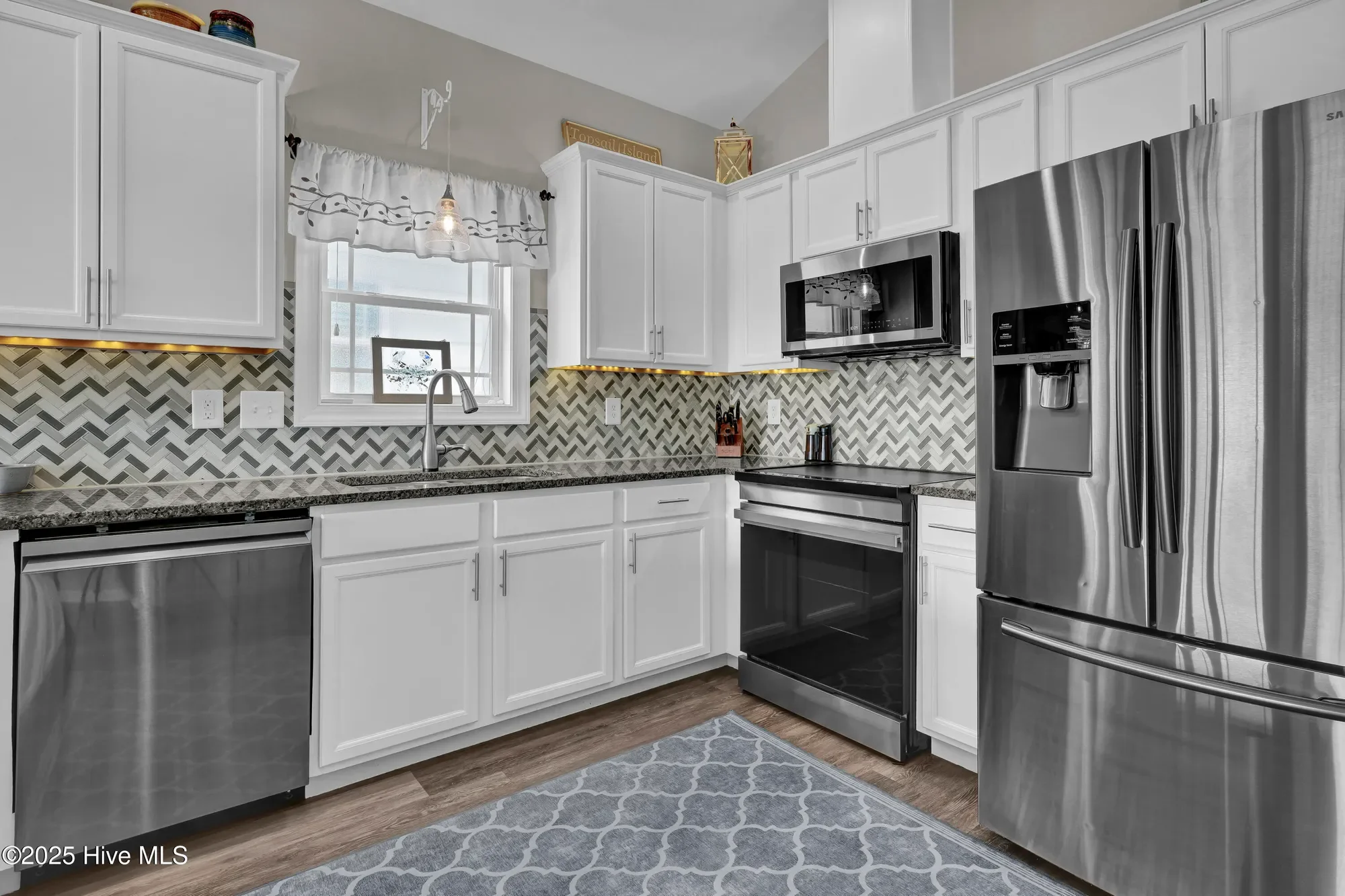 303 Vesta Court, Surf City, North Carolina, United States. - Photo 23