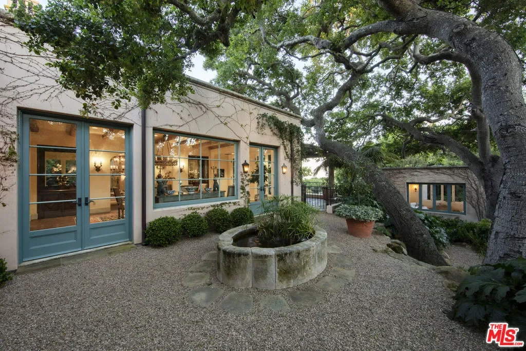 Gallery photo 11