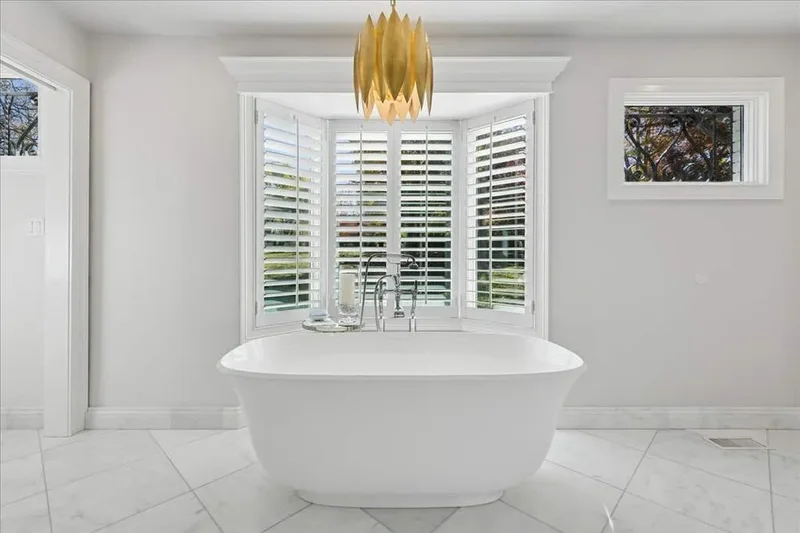 166 N. Buckley Road, Barrington, IL, 60010, USA, Barrington Hills, Illinois, United States. - Photo 42