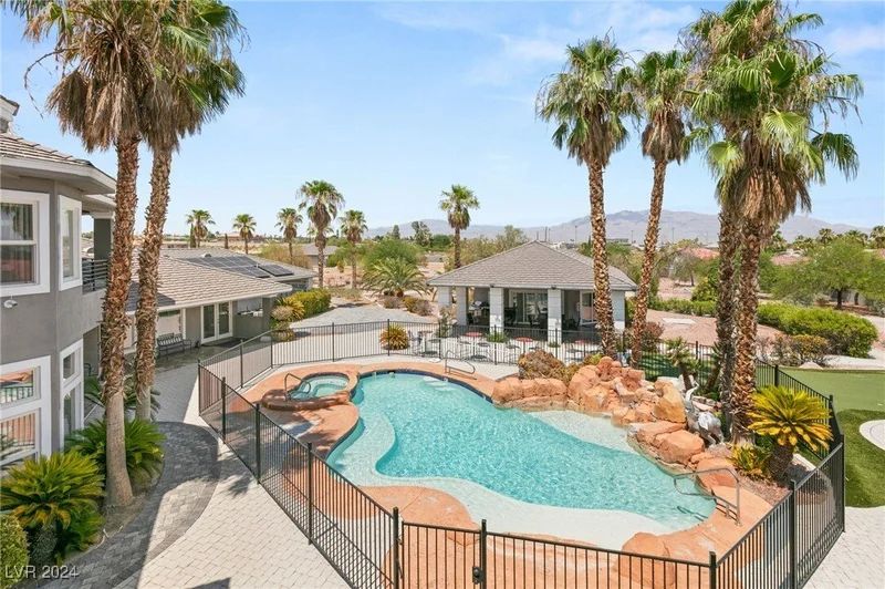 5930 N El Capitan Way, Las Vegas, Nevada, United States. - Photo 50