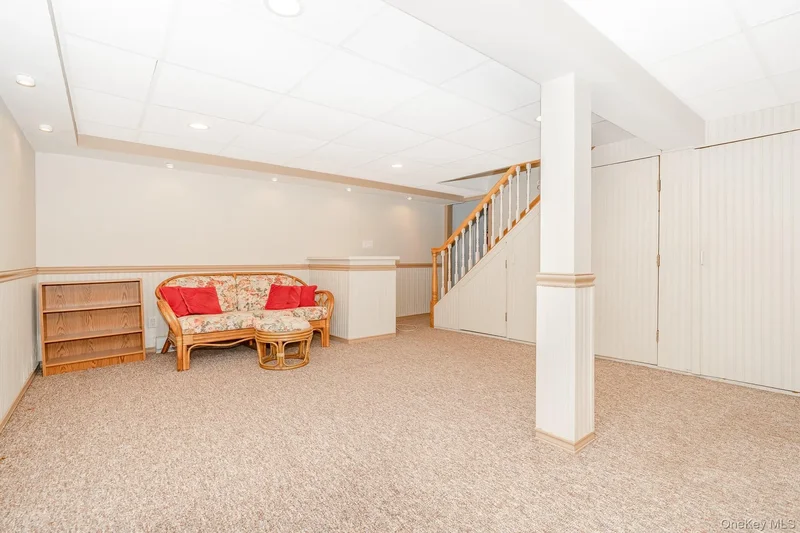 242 N Pine Street, Massapequa, NY 11758, Massapequa, New York, United States. - Photo 8