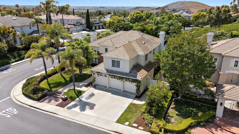 17 Brigadier , Irvine, CA 92603, Irvine, California, United States. - Photo 27