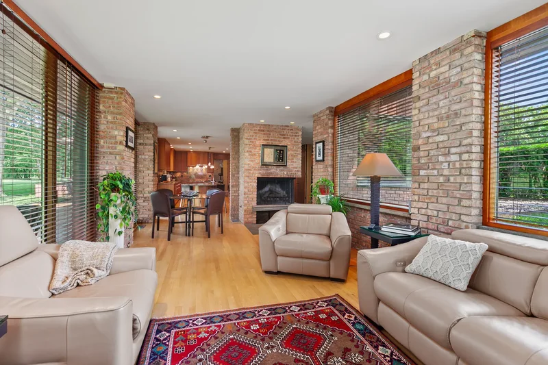 1200 Regency Lane , Lake Forest, IL 60045, Lake Bluff, Illinois, United States. - Photo 14