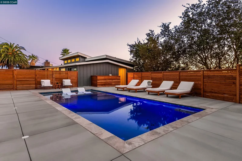 105 Hillcroft, Walnut Creek, California, United States. - Photo 38