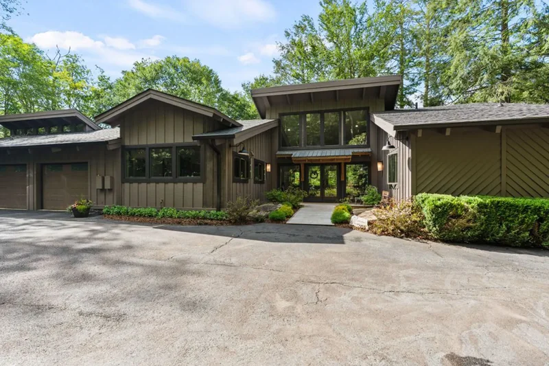 1325 Golf Course Road, Linville, NC 28646, Linville, North Carolina, United States. - Photo 28