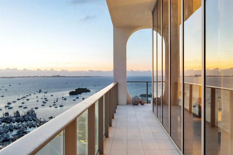 2655 S Bayshore Drive LPH, Miami, Florida, United States. - Photo 6