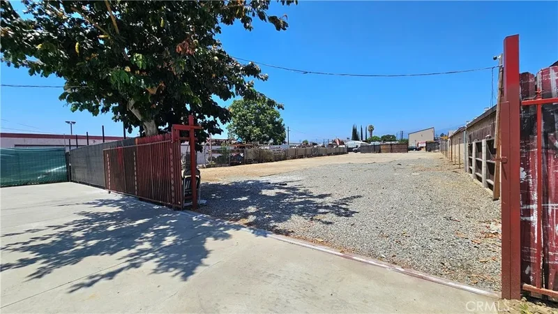 1163 E Mission Boulevard, Pomona, CA 91766, Pomona, California, United States. - Photo 4
