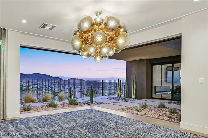 807 Magnum Cliff Court, Henderson, Nevada, United States. - Photo 21