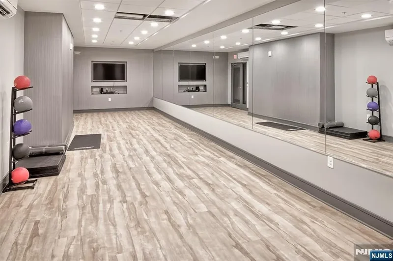 1400 Hudson Street 809, Hoboken, NJ 07030, Hoboken, New Jersey, United States. - Photo 33