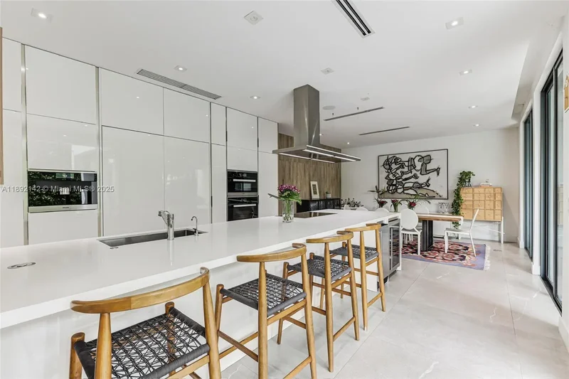 445 Ridgewood Rd, Key Biscayne, Florida, United States. - Photo 32