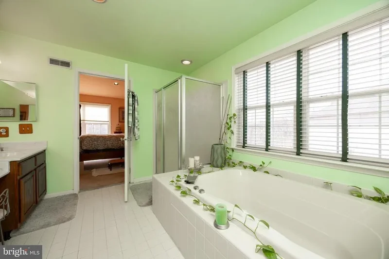 1310 SCHOOL HOUSE CIR CIRCLE, DOWNINGTOWN, PA 19335, Downingtown, Pennsylvania, United States. - Photo 32