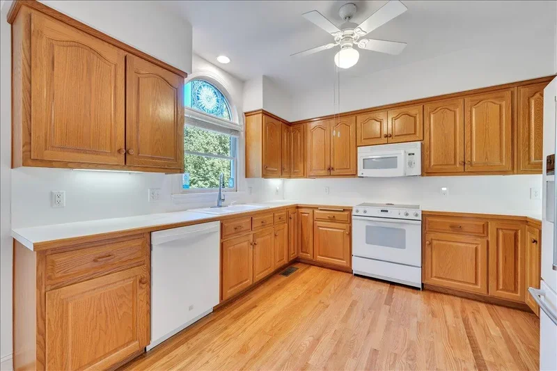 6787 Hidden Woods DR, Roanoke, VA 24018, Cave Spring, Virginia, United States. - Photo 34
