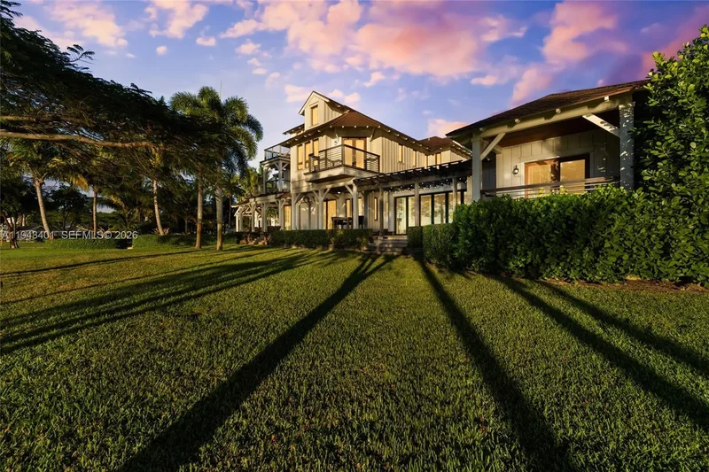 1890 NW River Trl, Stuart, Florida, United States. - Photo 8