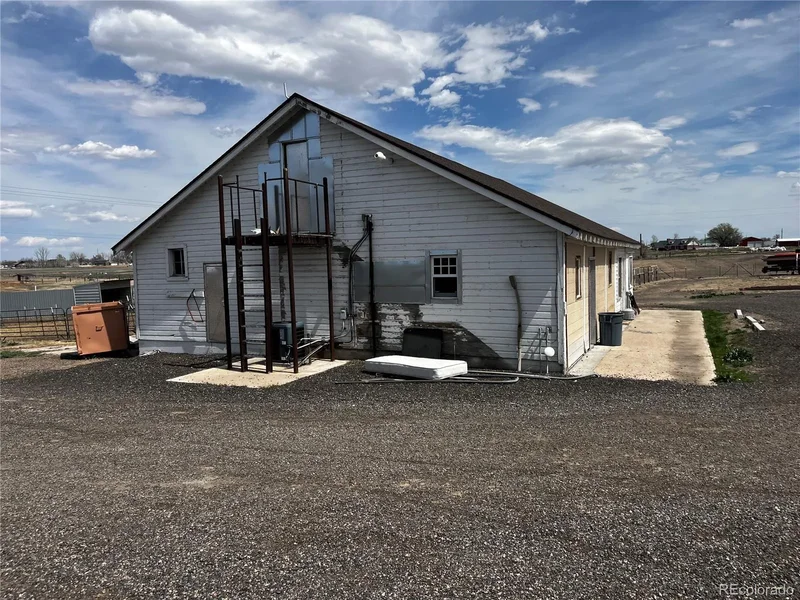 21350 County Road 10, Hudson, Colorado, United States. - Photo 2