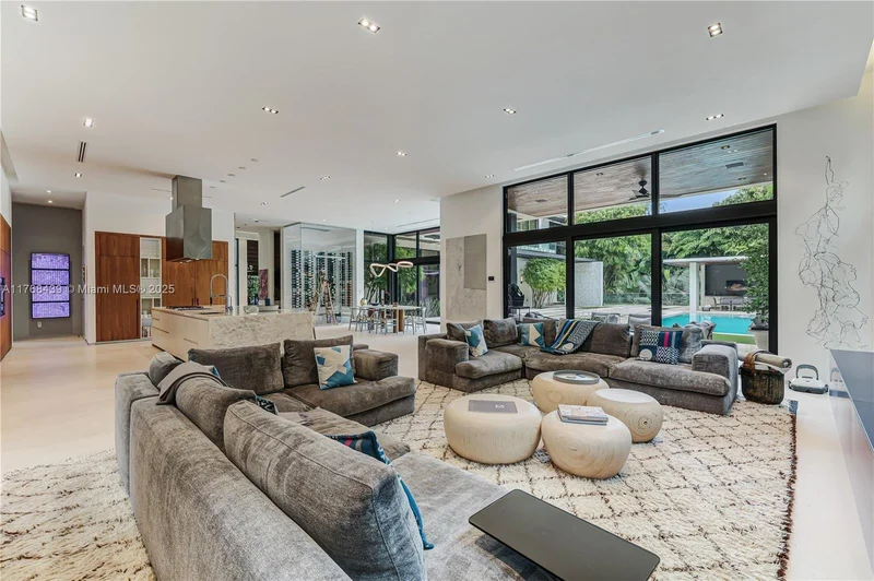 4780 SW 86th Ter, Coral Gables, Florida, United States. - Photo 41