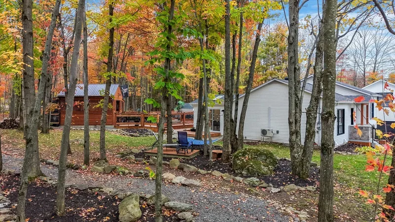 9 Av. des Légendes, Roxton Pond, Quebec, Canada. - Photo 21
