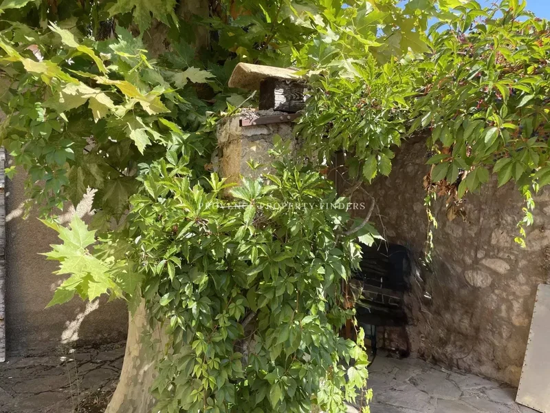 Moissac-Bellevue, Provence-Alpes-Côte d'Azur, France. - Photo 28