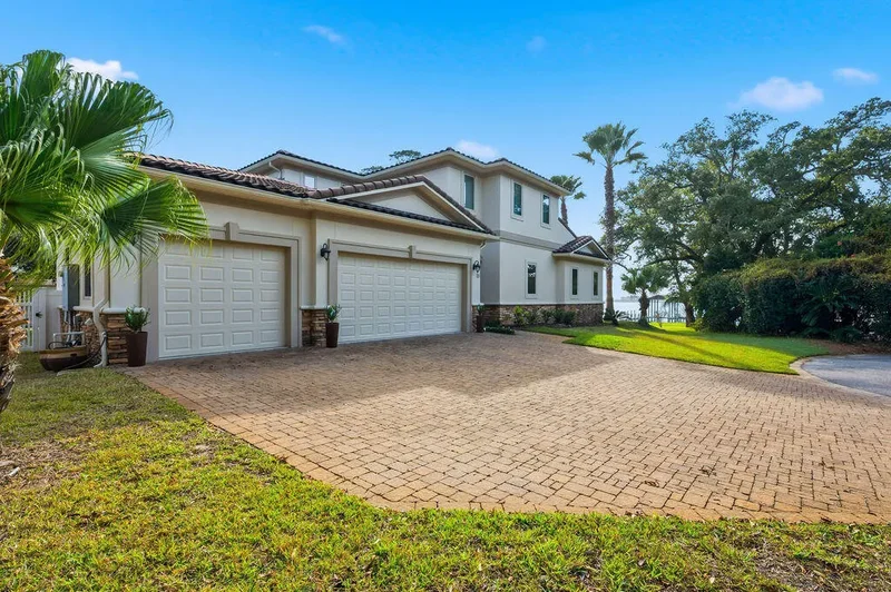 Mary Esther, Florida, United States. - Photo 56