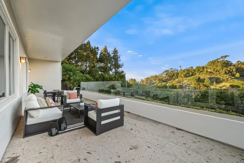 6617 Muirlands Dr, CA, San Diego, California, United States. - Photo 20