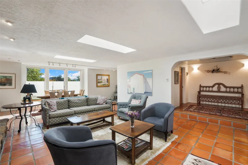 1121 N Plata Circle , Santa Fe, NM 87501, Santa Fe, New Mexico, United States. - Photo 28