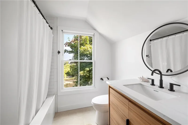 804 Mohegan Trail, New Shoreham, Rhode Island, United States. - Photo 7