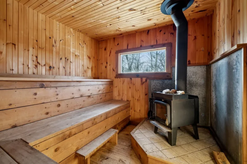1050 Ch. de la Crête, Lac-Supérieur, Quebec, Canada. - Photo 27