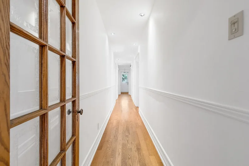 947Z Av. Dunlop, Outremont, QC H2V2W9, Montréal, Quebec, Canada. - Photo 19