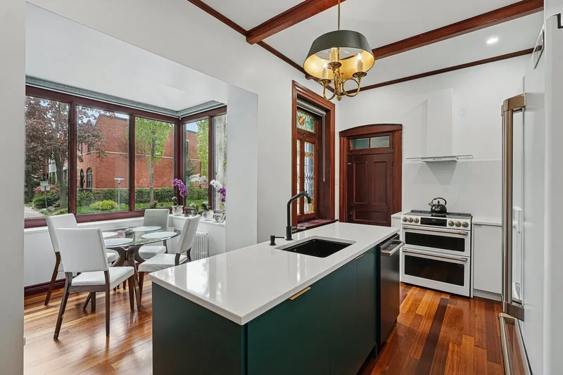 51 Av. Clandeboye, Montreal, Quebec, Canada. - Photo 16
