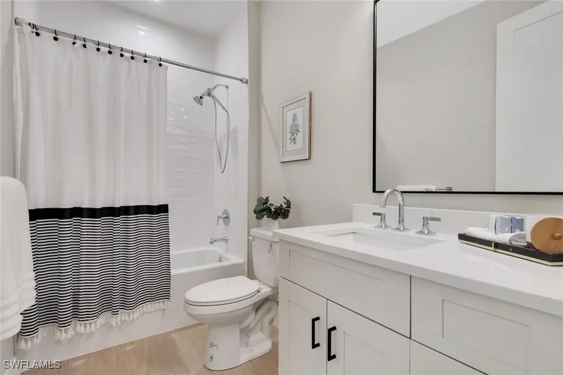 756 108th Avenue N, Naples, Florida, United States. - Photo 16