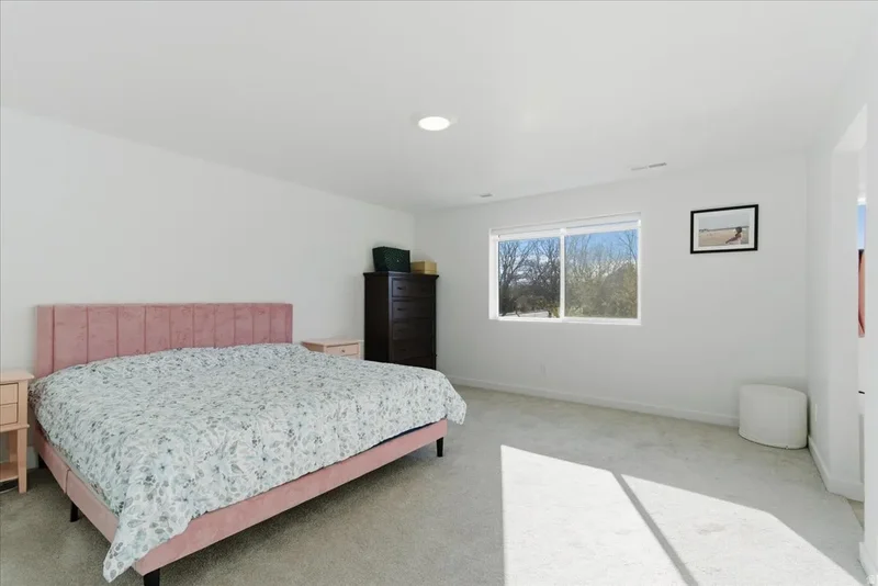 4896 S SNARR HAVEN CT W, Taylorsville, Utah, United States. - Photo 17