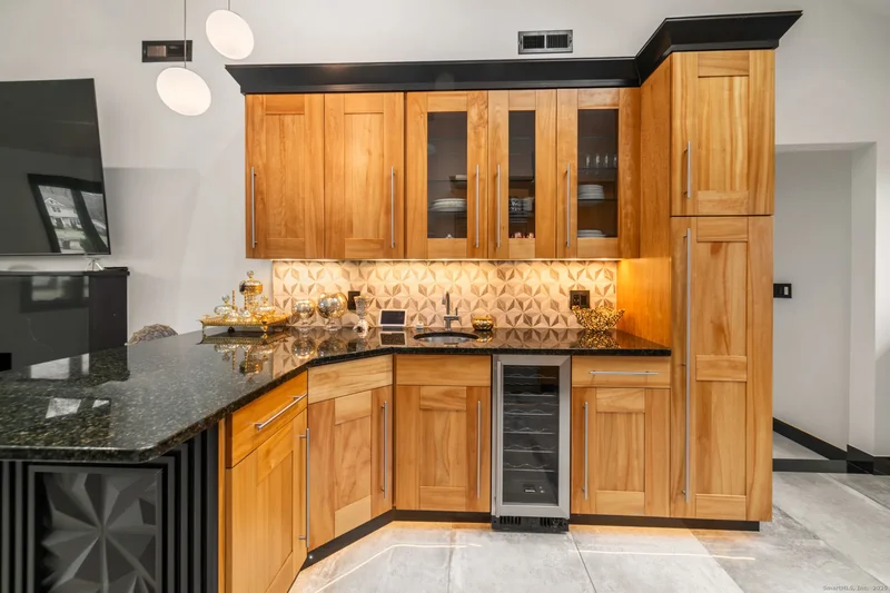113 Woodbrook Drive, Stamford, CT, 06907, USA, Stamford, Connecticut, United States. - Photo 9