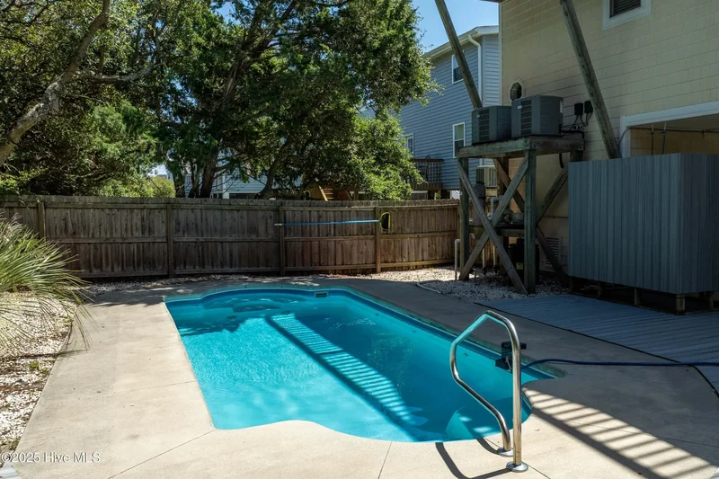 1125 S Topsail Drive, Surf City, NC 28445, Surf City, North Carolina, United States. - Photo 24