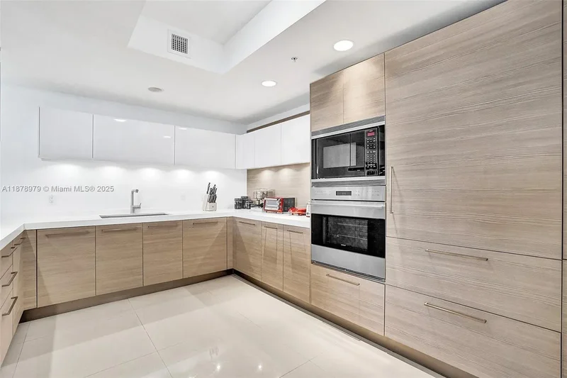 17301 Biscayne Blvd 1207, Golden Beach, Florida, United States. - Photo 18