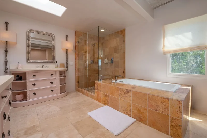 413 Los Arboles Drive, Santa Fe, NM 87501, Santa Fe, New Mexico, United States. - Photo 33