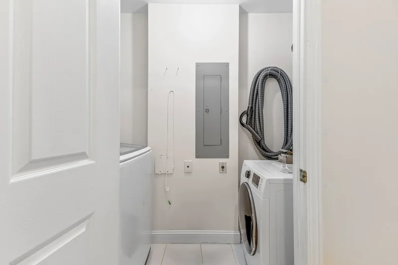 1000 Boul. De Maisonneuve O. 1104, Montréal, Quebec, Canada. - Photo 25