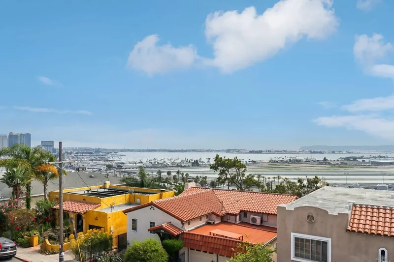 1295 W Redwood St, San Diego, California, United States. - Photo 20