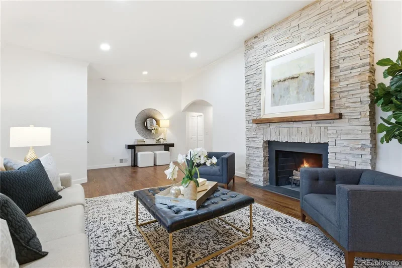 545 S Harrison Lane, Denver, Colorado, United States. - Photo 5