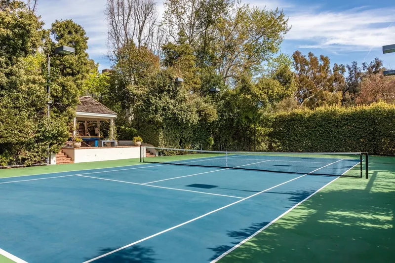 615 North Tigertail Road, Los Angeles, CA 90049, Los Angeles, California, United States. - Photo 15