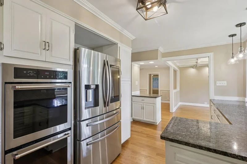 6619 Palma Lane, Morton Grove, IL 60053, Morton Grove, Illinois, United States. - Photo 39