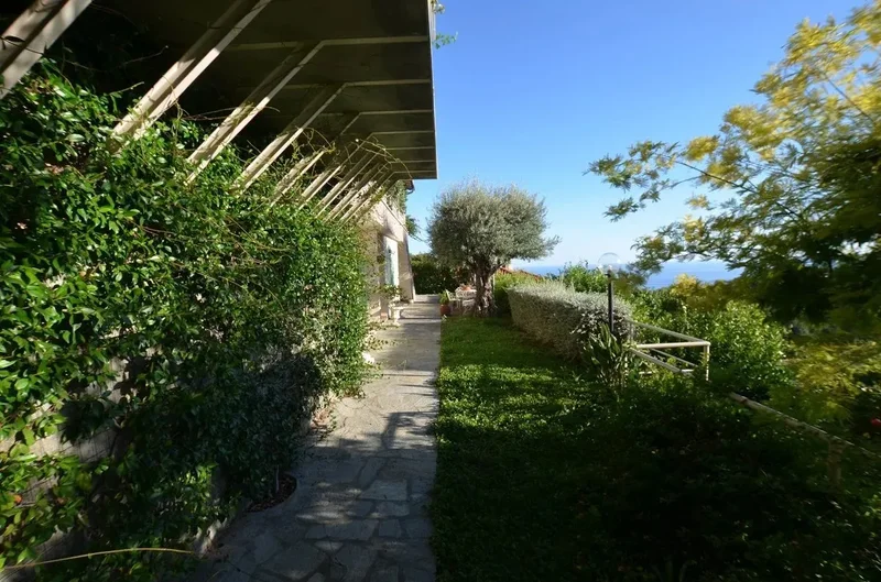 Bordighera, Liguria, Italy. - Photo 28