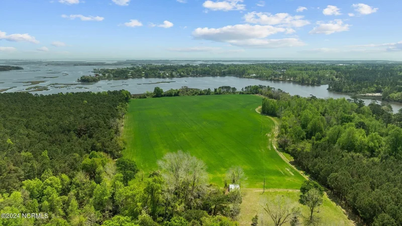 517 Queens Creek Road, Hubert, NC 28539, Swansboro, North Carolina, United States. - Photo 27