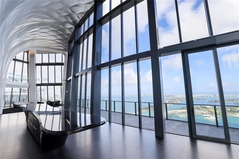 1000 Biscayne Blvd 3201, Miami, Florida, United States. - Photo 8