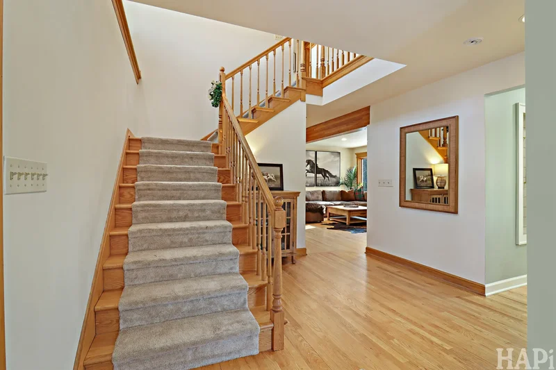 15043 W Buckley Road , Libertyville, IL 60048, Libertyville, Illinois, United States. - Photo 4