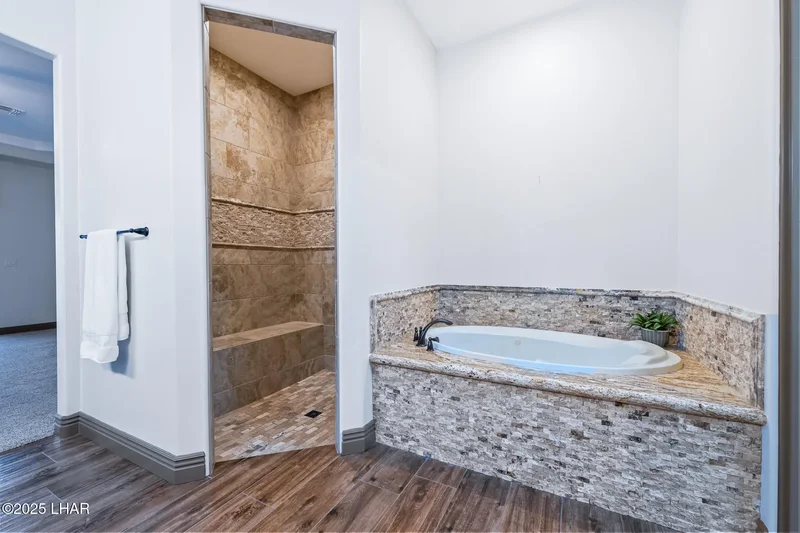 1650 Sailing Hawk Dr Unit 125, Lake Havasu City, AZ 86404, Desert Hills, Arizona, United States. - Photo 46