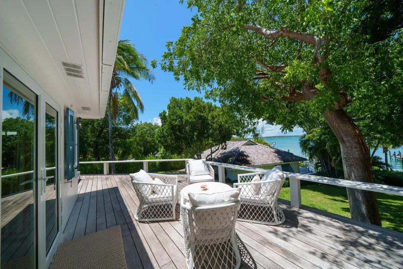 Harbour Island Waterfront Cottages, Triana Shores, Harbour Island, HI, Dunmore Town, Harbour Island, The Bahamas. - Photo 24
