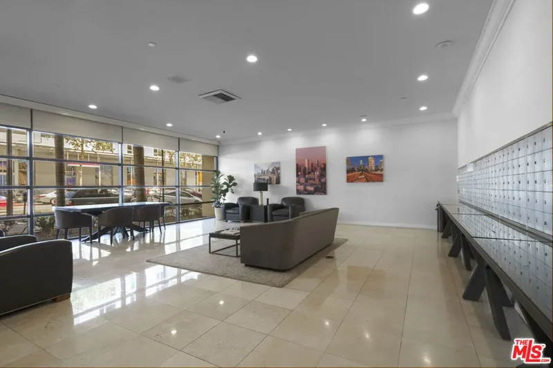 600 W 9th Street 1502, Los Angeles, California, United States. - Photo 4