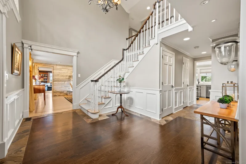 102 Belltown Road, Glastonbury, Connecticut, United States. - Photo 9